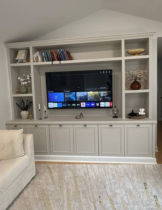 Custom TV Built-in.
Call: +1(313) 240-1532